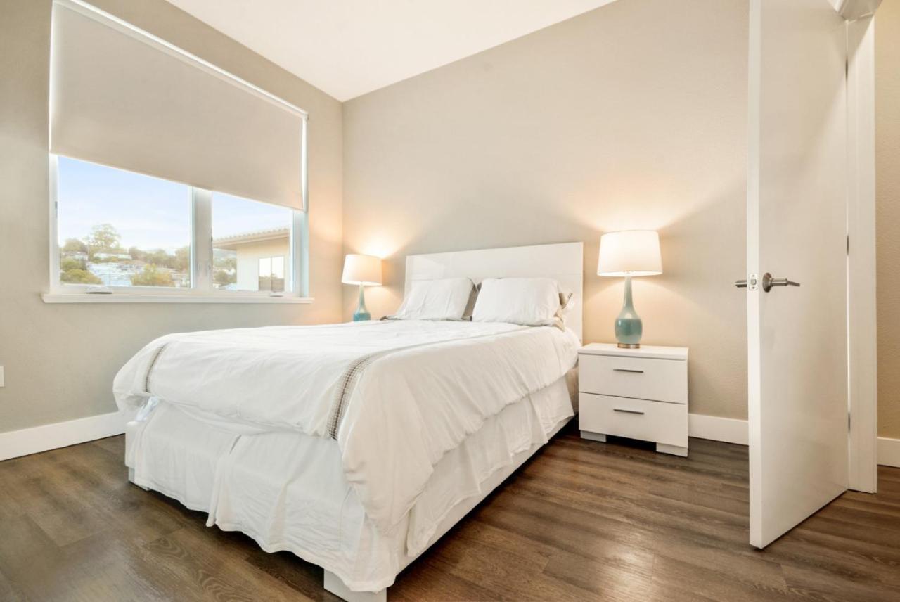 Global Luxury Suites In The Heart Of San Carlos Room photo