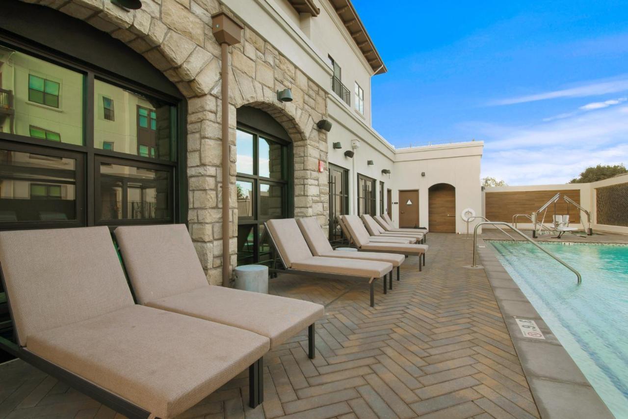 Global Luxury Suites In The Heart Of San Carlos Exterior photo