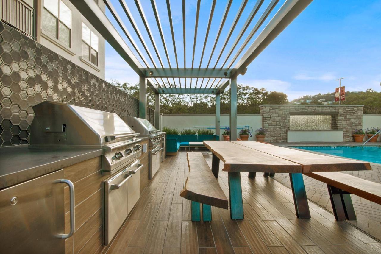 Global Luxury Suites In The Heart Of San Carlos Exterior photo